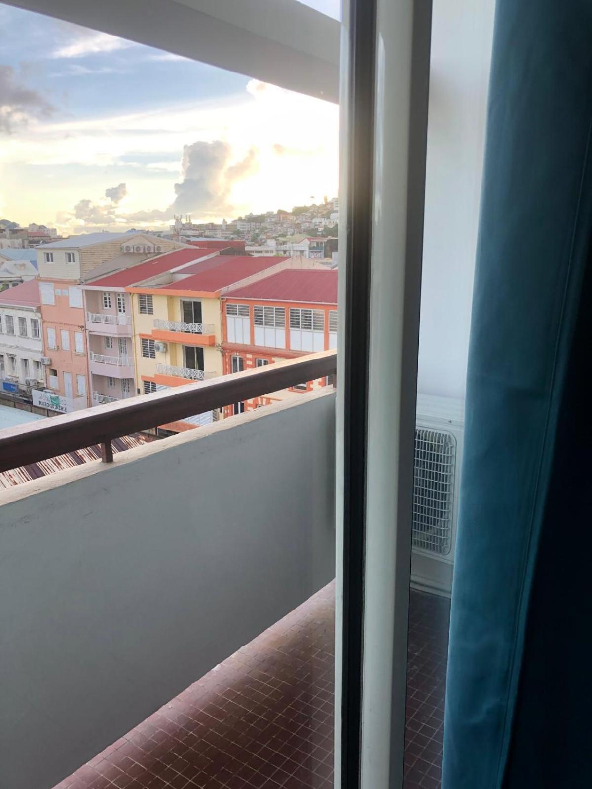 Appartement Au Coeur De Fort De France A Cote De La Bibliotheque Schoelcher! المظهر الخارجي الصورة